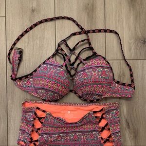 Shade & Shore Swimsuit Set